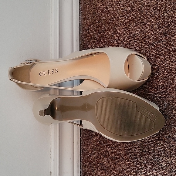 Guess Platform Heels - Picture 4 of 4